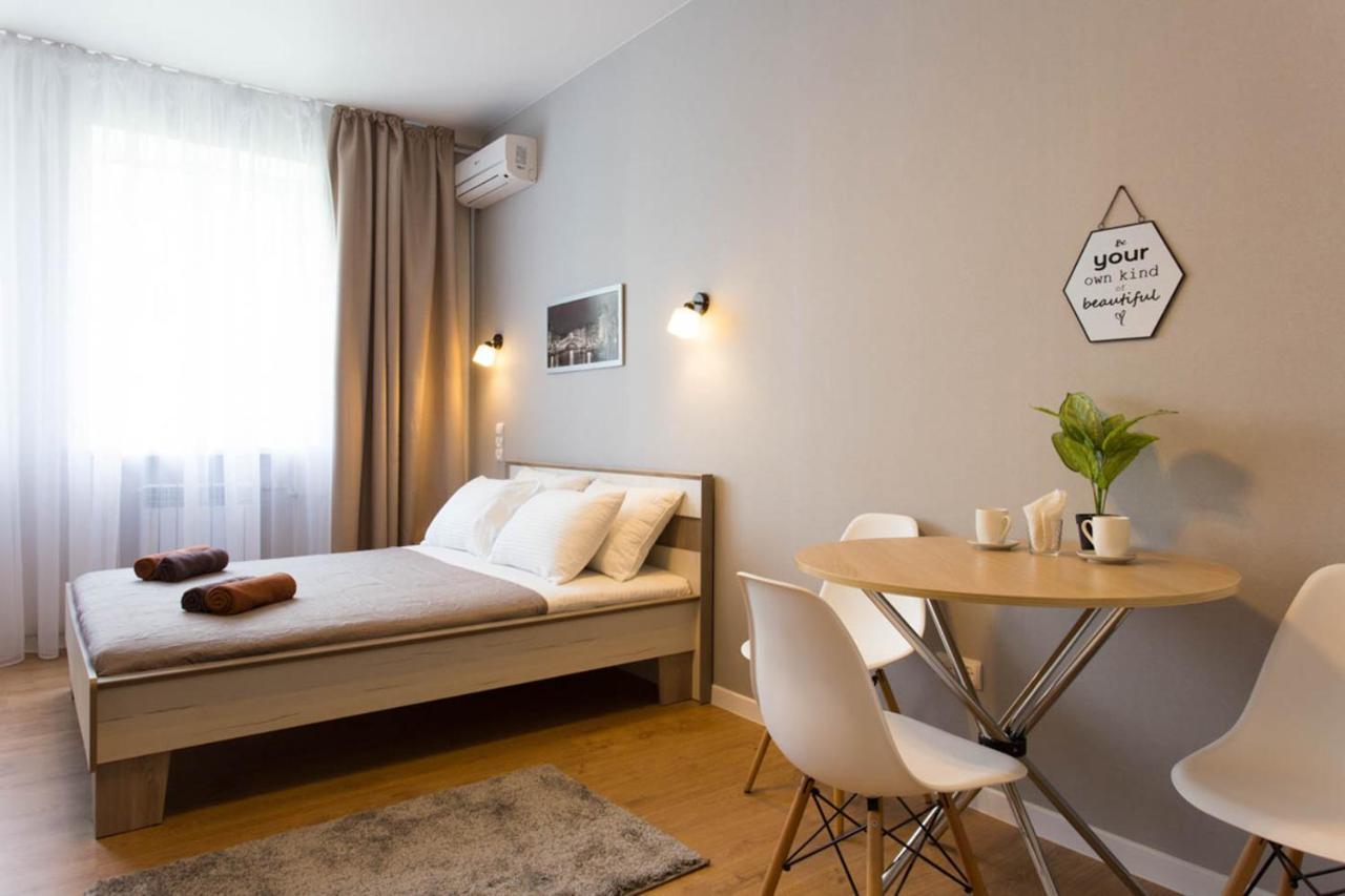 Modern Studio, Metro Yaroslava Mudroho And Universytet - Chernyshevska Str 95-2 คาร์คิฟ ภายนอก รูปภาพ