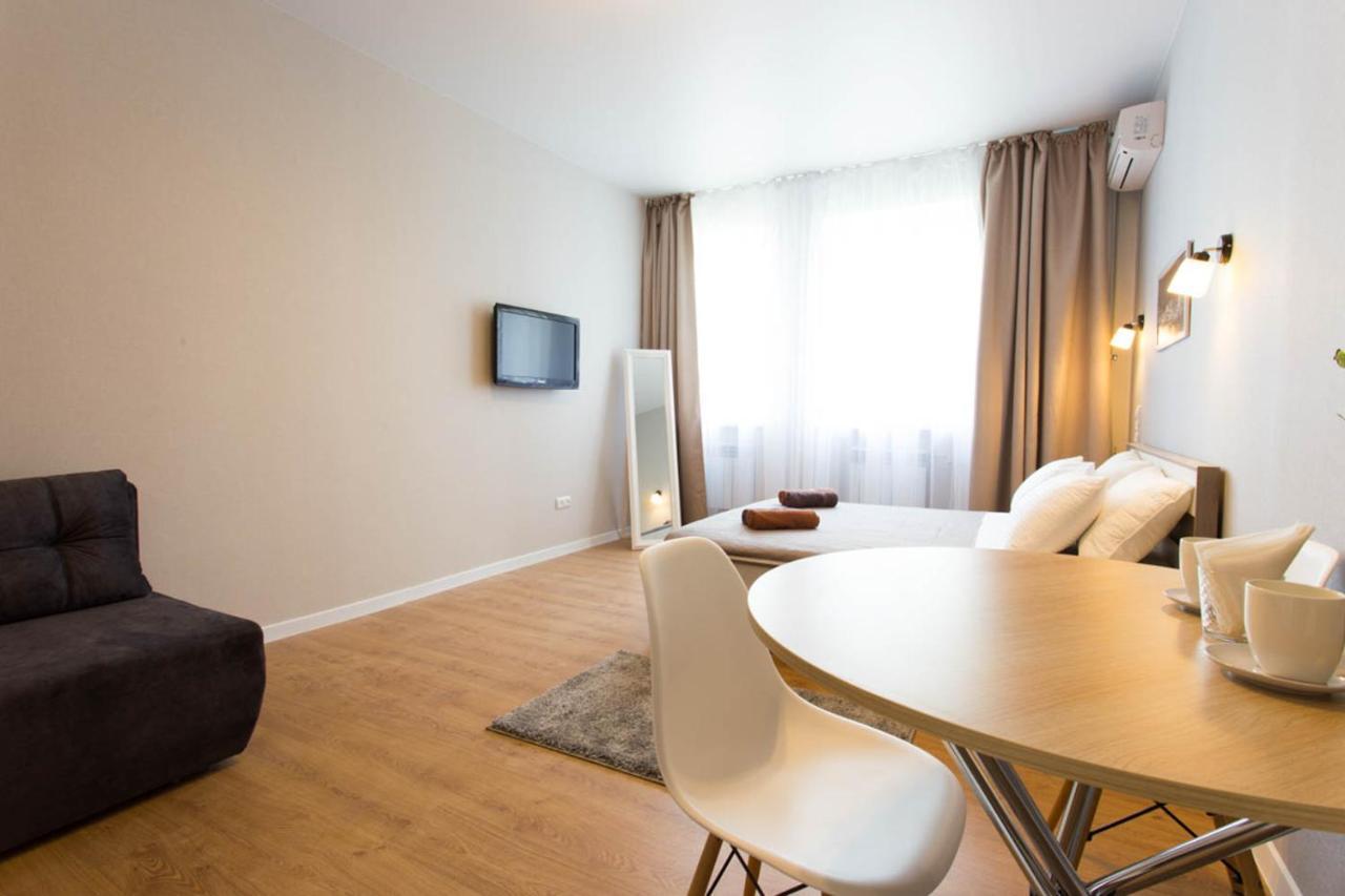 Modern Studio, Metro Yaroslava Mudroho And Universytet - Chernyshevska Str 95-2 คาร์คิฟ ภายนอก รูปภาพ